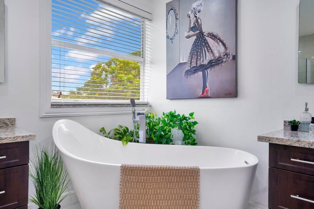 Bathtub