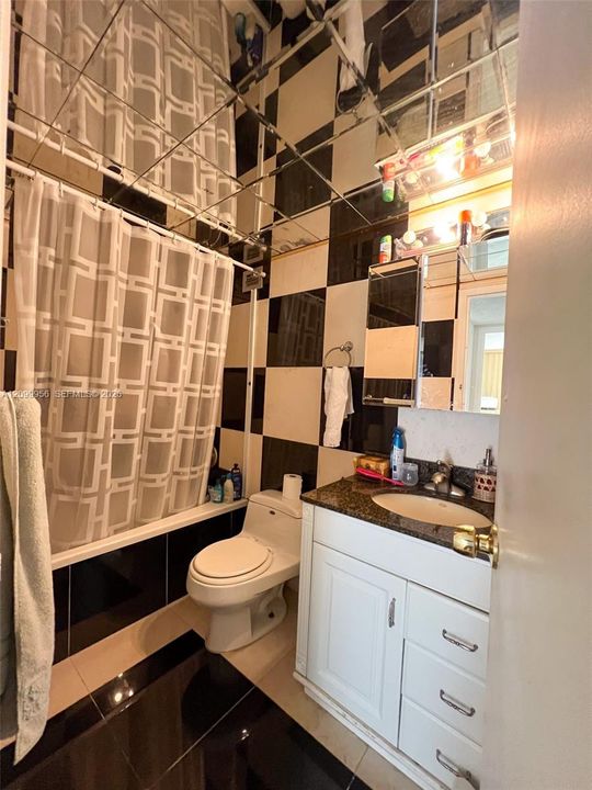 En Venta: $225,000 (1 camas, 1 baños, 820 Pies cuadrados)