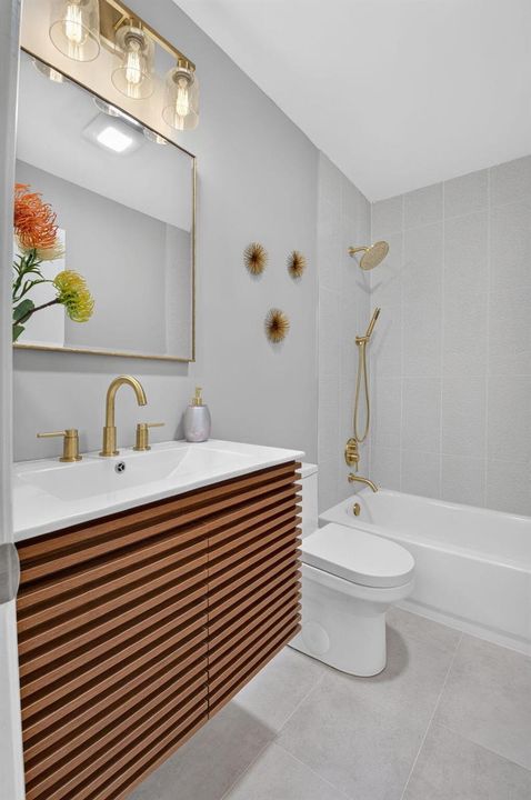 GUEST BATH