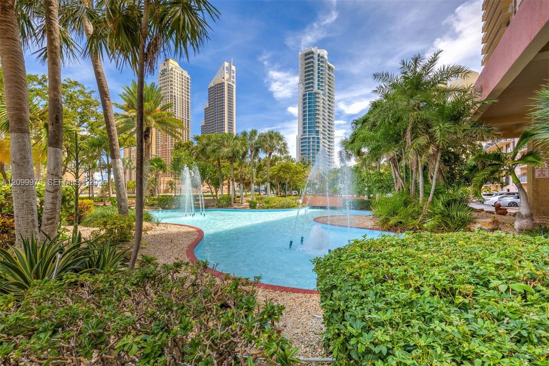 En Venta: $759,999 (3 camas, 3 baños, 1910 Pies cuadrados)