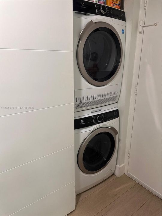 En Renta: $2,550 (1 camas, 1 baños, 896 Pies cuadrados)
