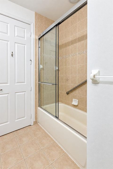 Bathroom 1a