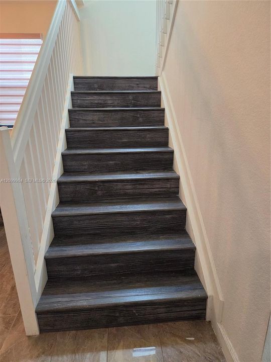 В аренду: $3,950 (4 спален, 2 ванн, 3320 Квадратных фут)