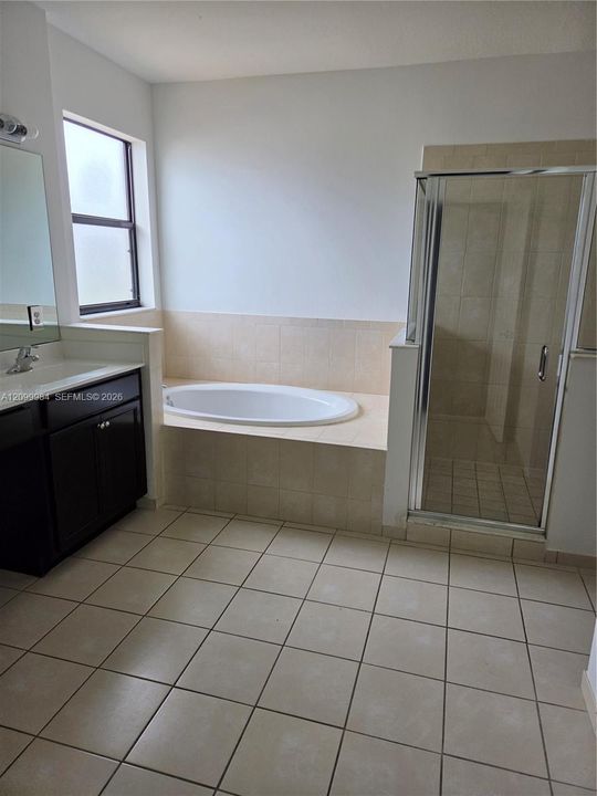 В аренду: $3,950 (4 спален, 2 ванн, 3320 Квадратных фут)