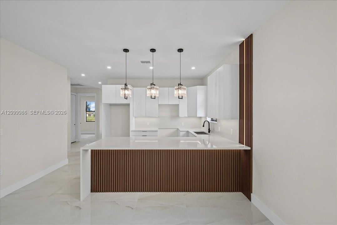 For Sale: $270,000 (3 beds, 2 baths, 1278 Square Feet)