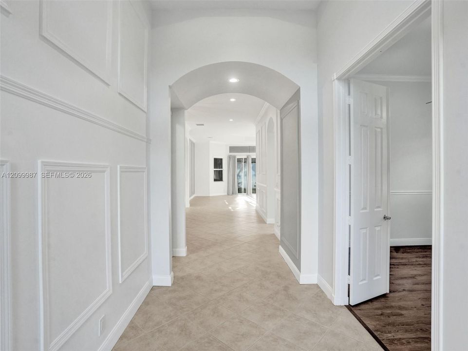 For Sale: $575,000 (3 beds, 2 baths, 2078 Square Feet)