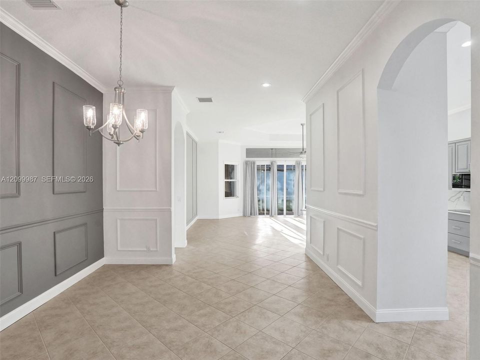 For Sale: $575,000 (3 beds, 2 baths, 2078 Square Feet)