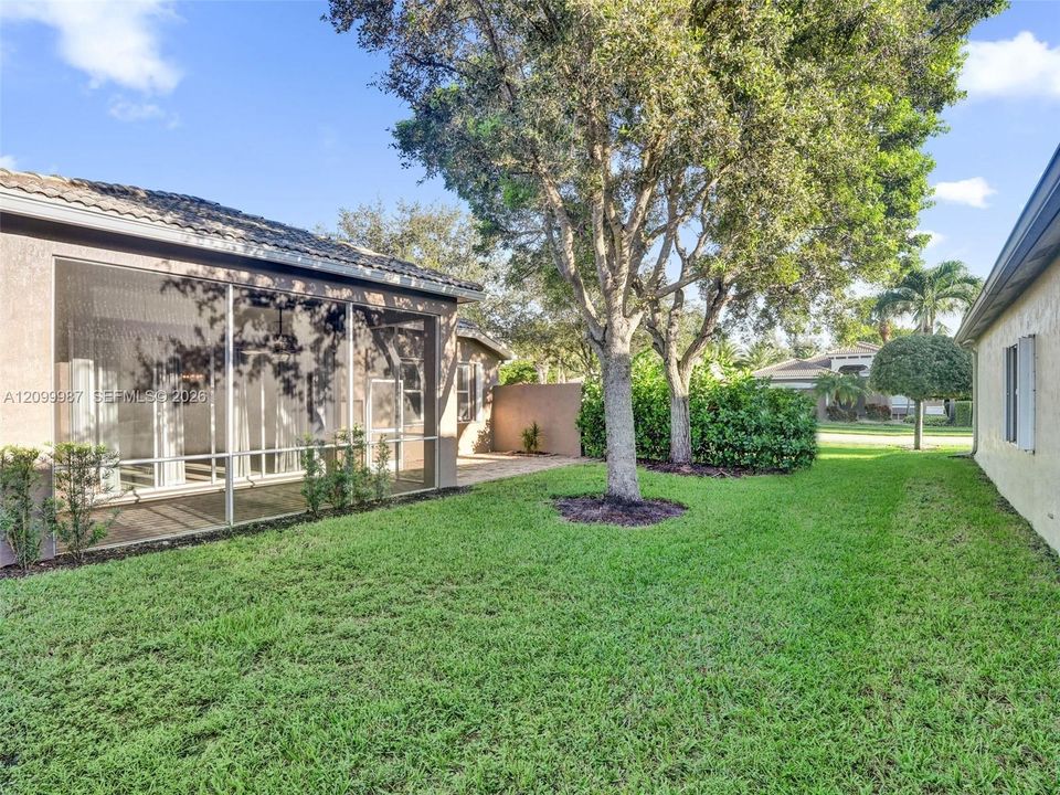 For Sale: $575,000 (3 beds, 2 baths, 2078 Square Feet)