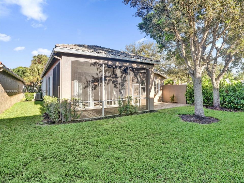 For Sale: $575,000 (3 beds, 2 baths, 2078 Square Feet)