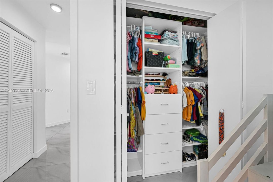 Costum made Closet #2