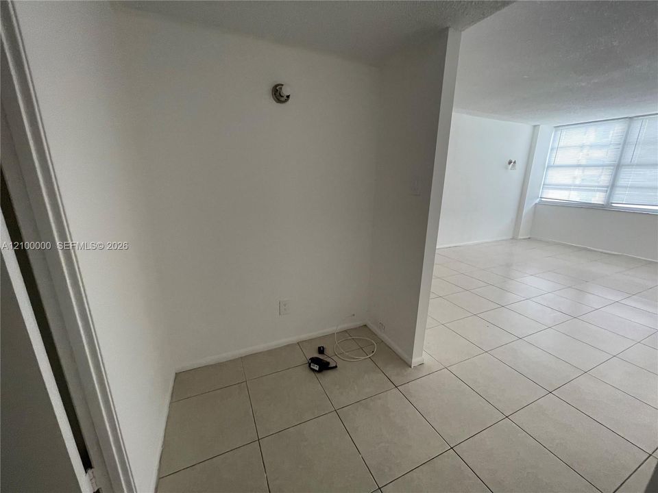 For Rent: $2,550 (2 beds, 2 baths, 1565 Square Feet)