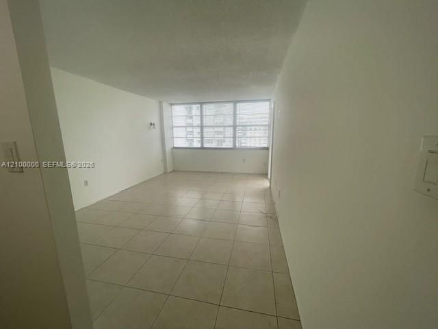 For Rent: $2,550 (2 beds, 2 baths, 1565 Square Feet)