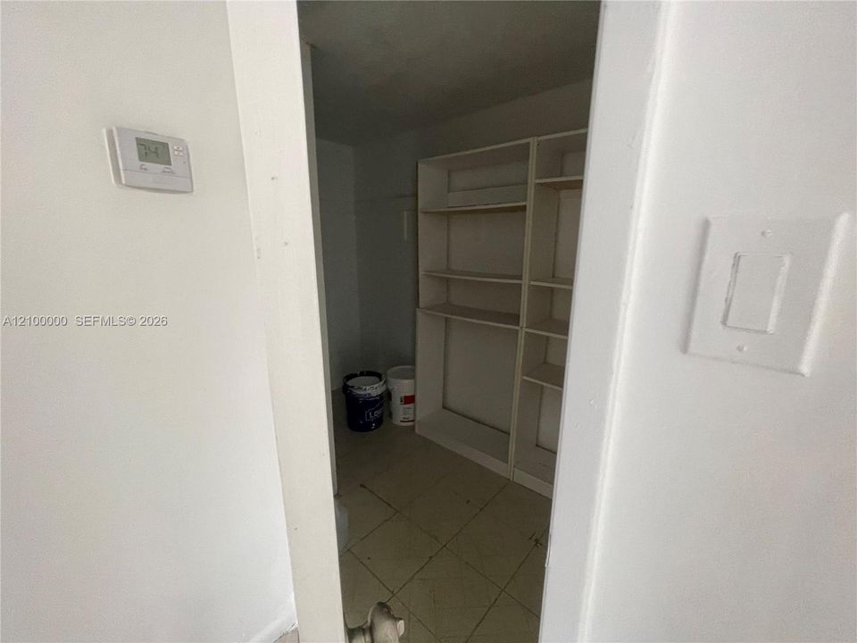 For Rent: $2,550 (2 beds, 2 baths, 1565 Square Feet)