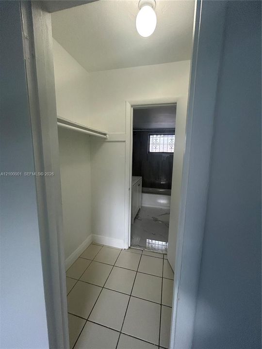 В аренду: $1,700 (1 спален, 1 ванн, 580 Квадратных фут)