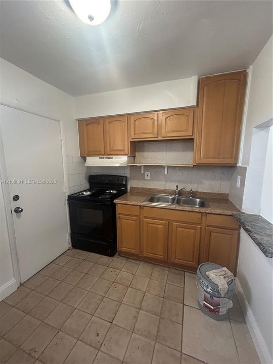 В аренду: $1,700 (1 спален, 1 ванн, 580 Квадратных фут)