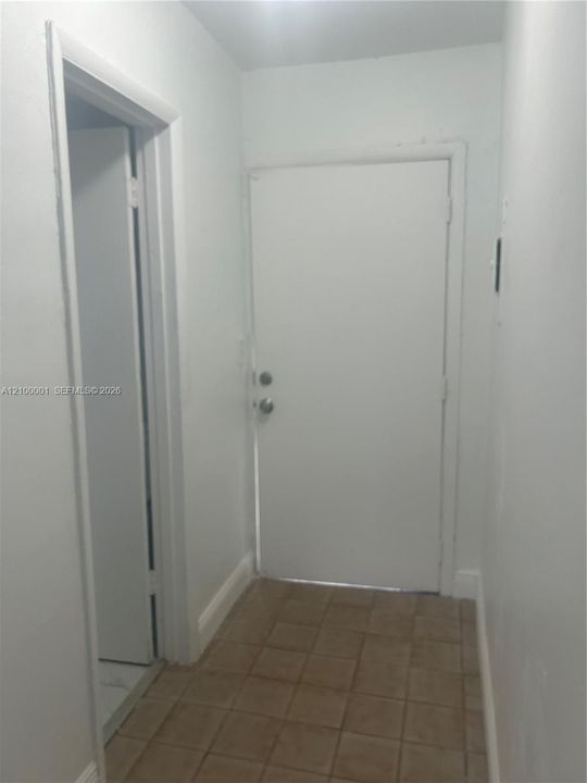 В аренду: $1,700 (1 спален, 1 ванн, 580 Квадратных фут)