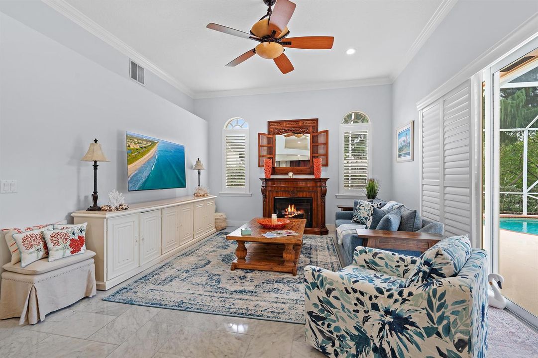 8954 SE Water Oak Pl-10