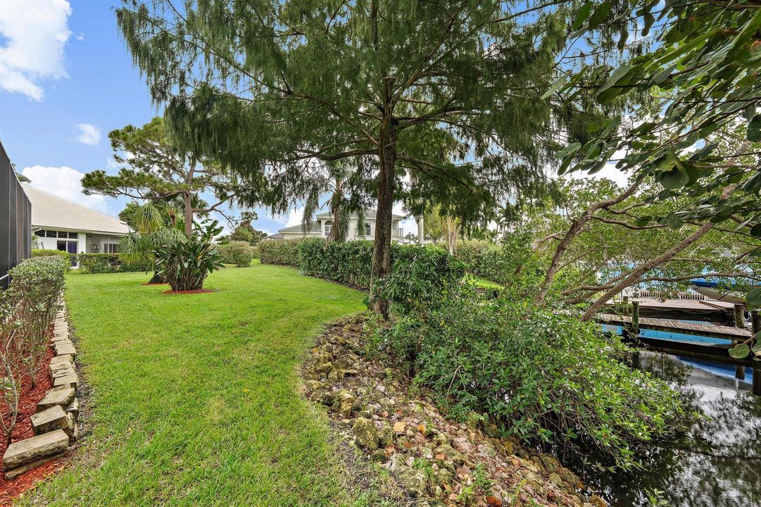 8954 SE Water Oak Pl-7