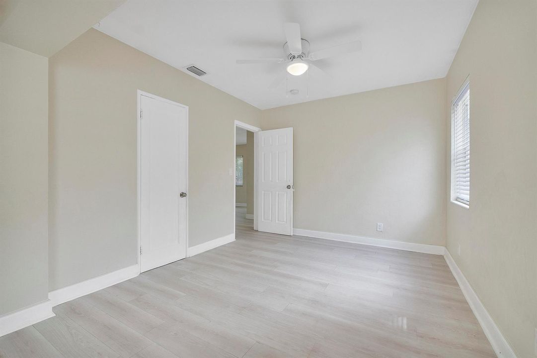 1645 Ne 16th Ave_045