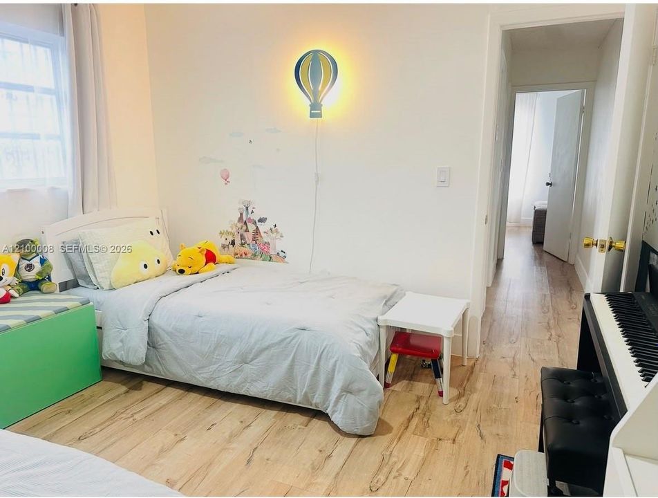 В аренду: $3,500 (3 спален, 2 ванн, 1352 Квадратных фут)
