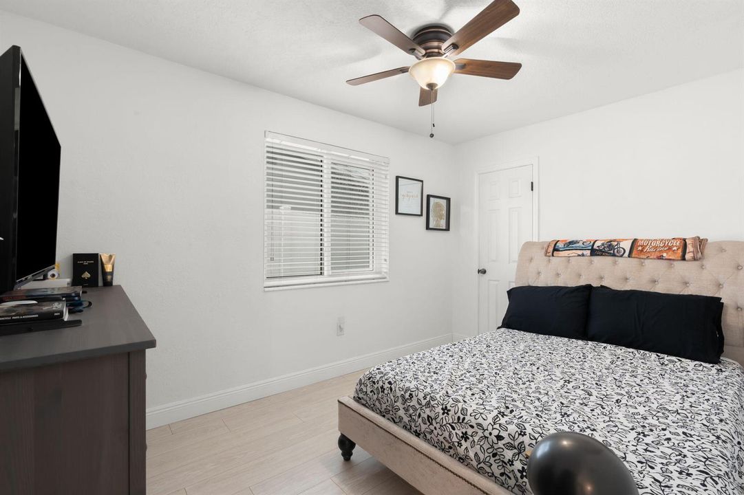 5-web-or-mls-7541 Hope St, Hollywood, FL