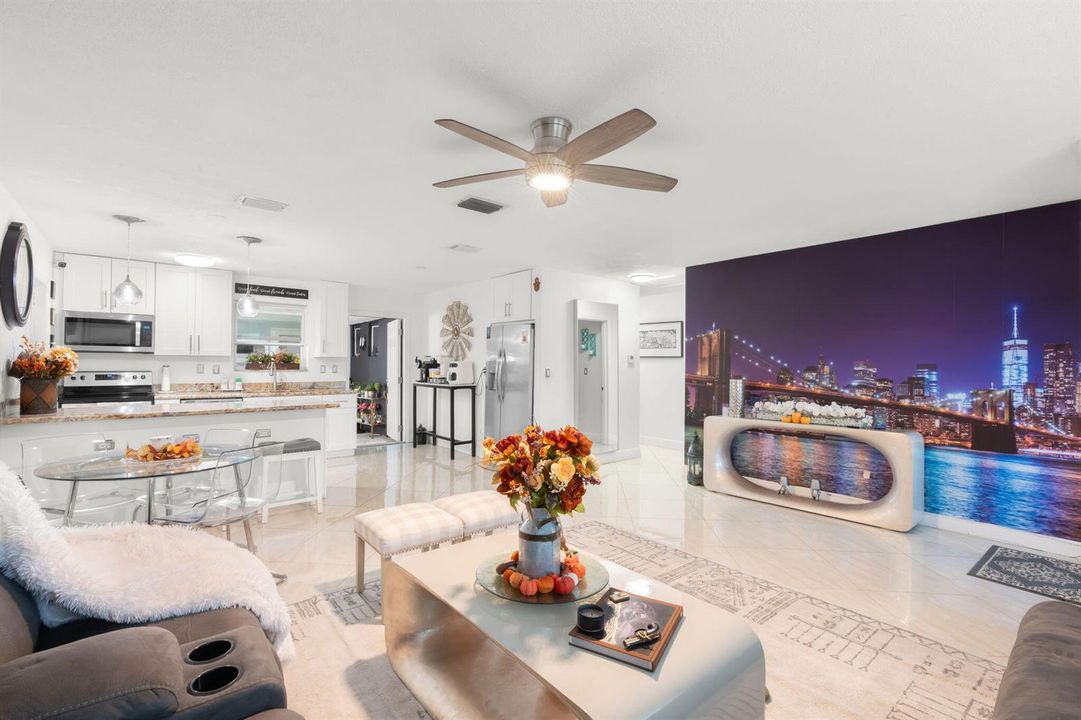 19-web-or-mls-7541 Hope St, Hollywood, F