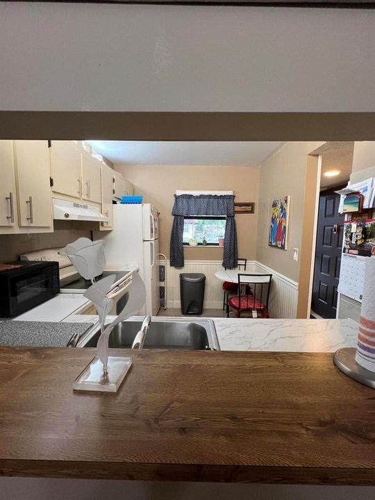 KITCHEN PASSTHROUGH