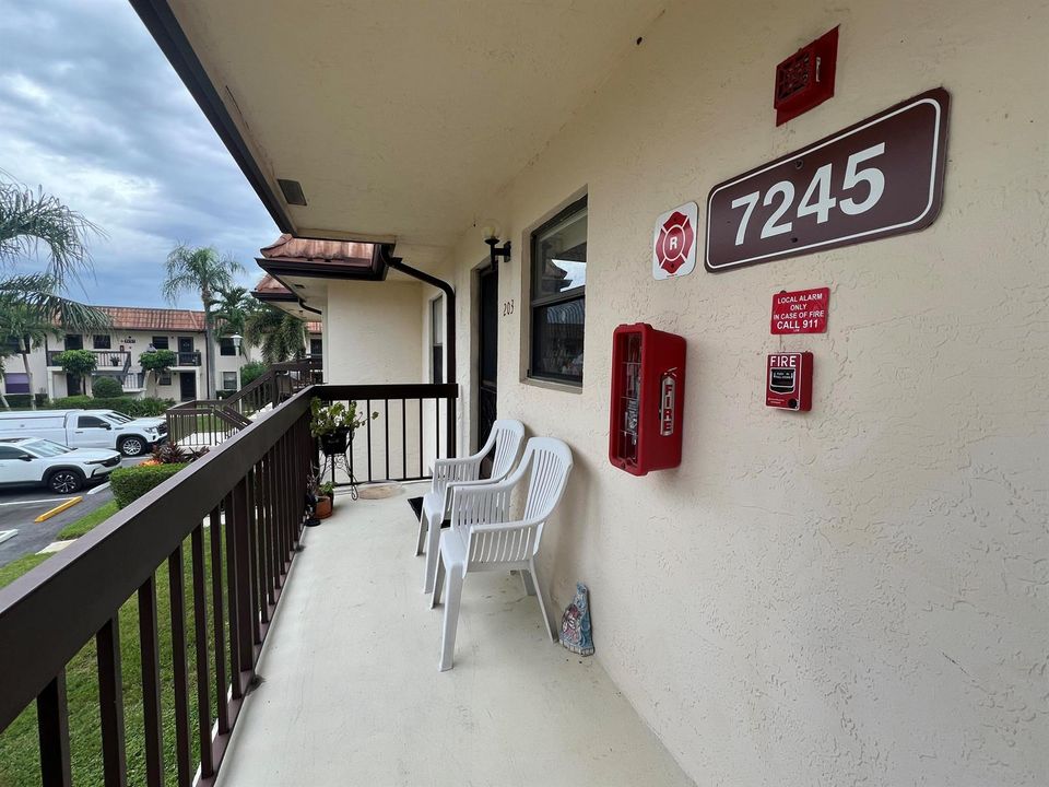 COVERED OPEN PORCH