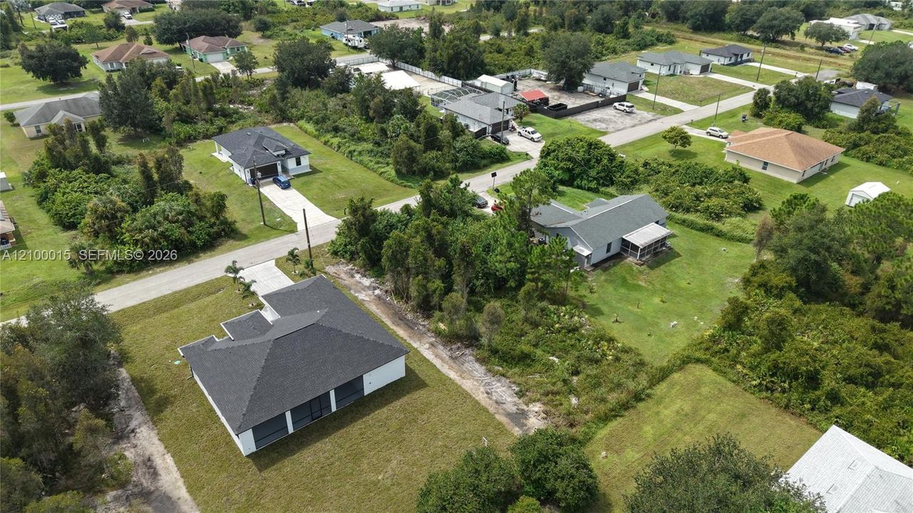 待售: $25,000 (0.25 acres)