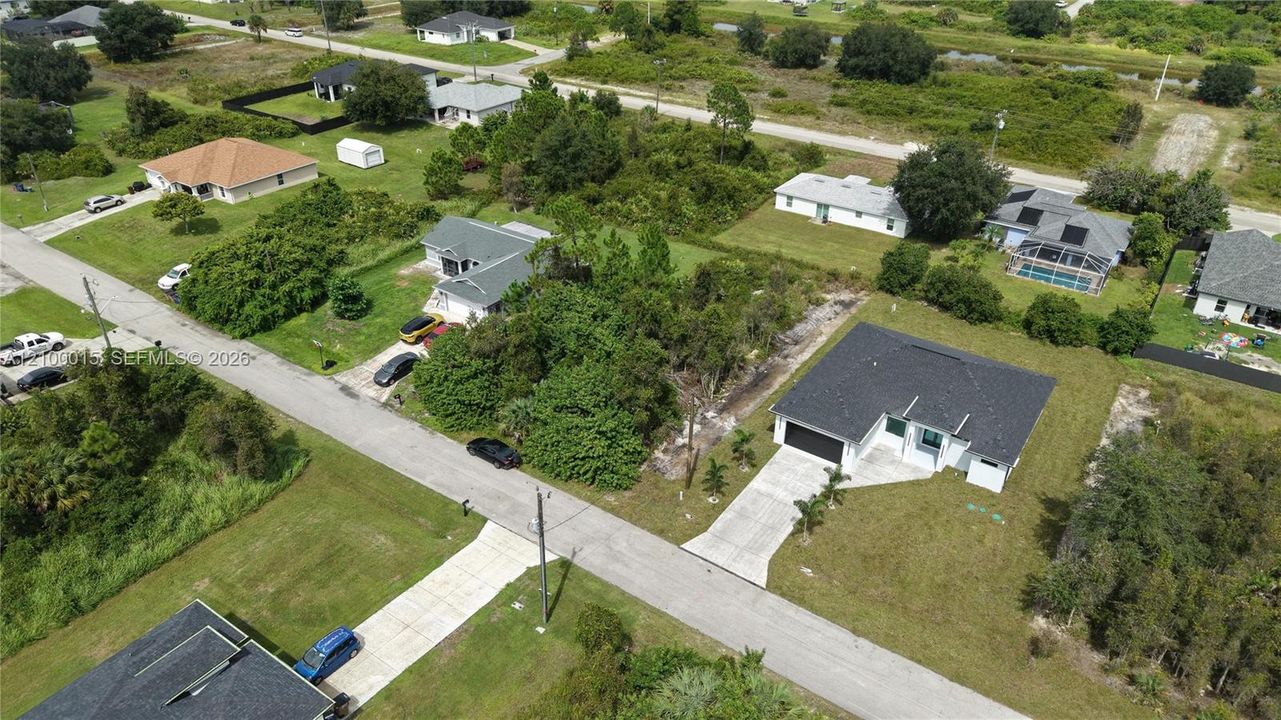 待售: $25,000 (0.25 acres)