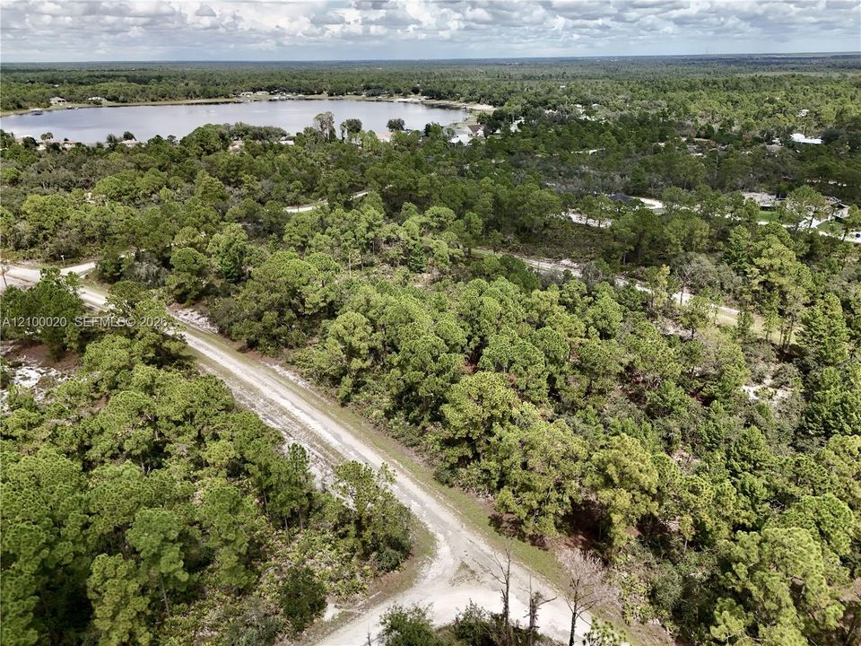 待售: $17,000 (0.24 acres)