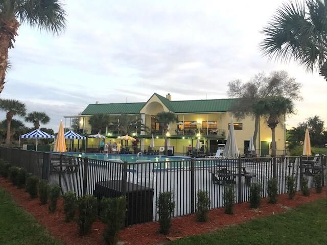clubhouse1_3172