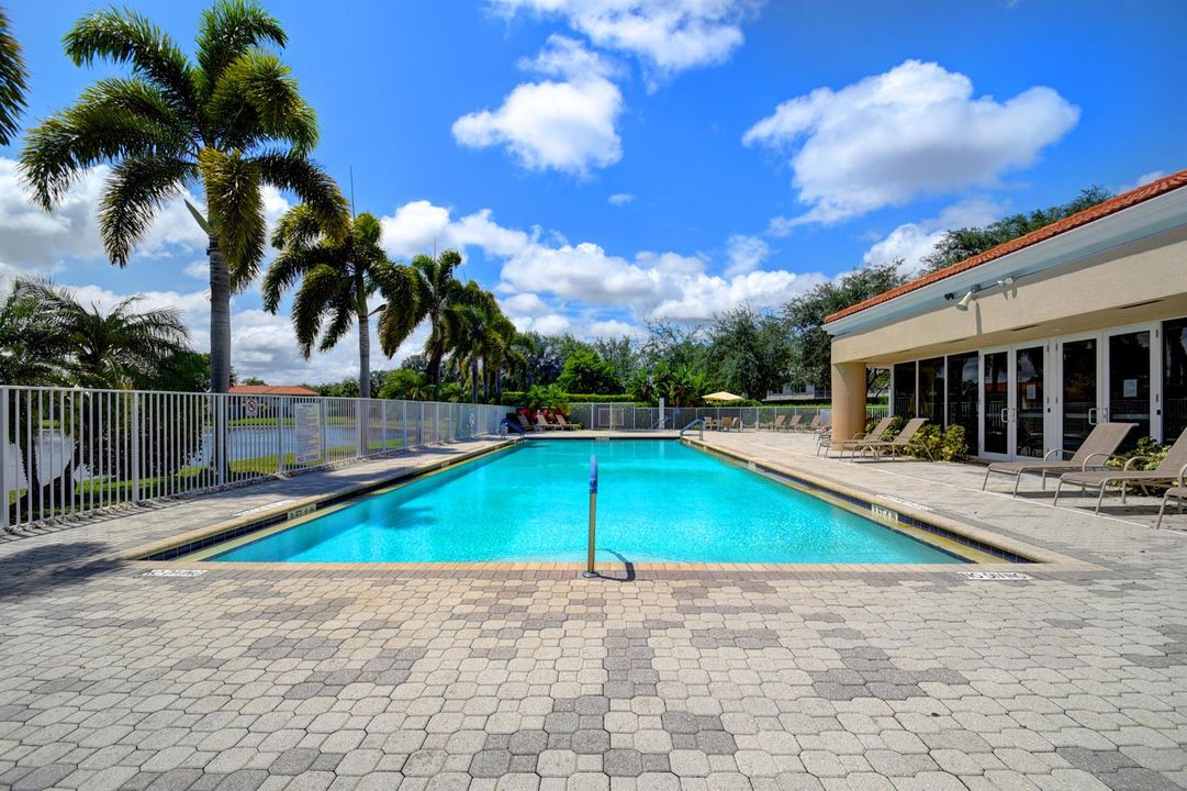 Community pool