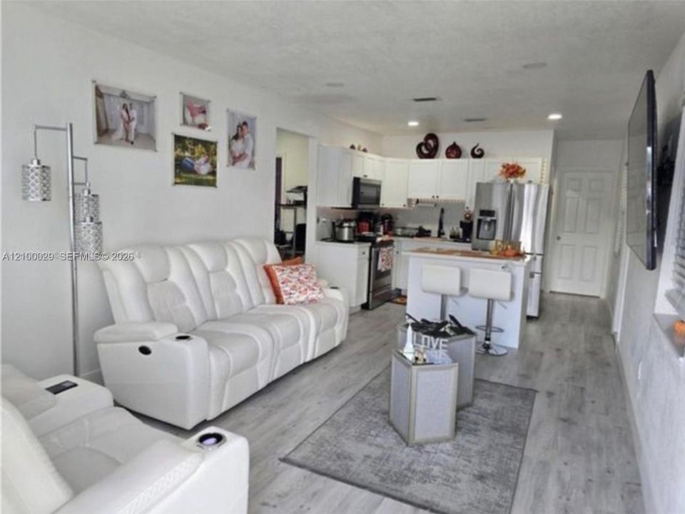 En Renta: $3,200 (3 camas, 2 baños, 1007 Pies cuadrados)