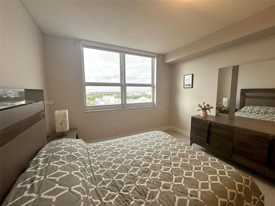 В аренду: $3,200 (2 спален, 2 ванн, 1027 Квадратных фут)