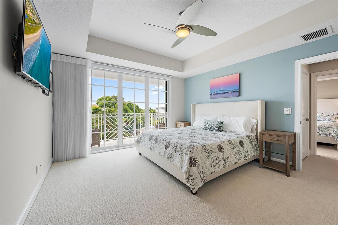 Primary suite