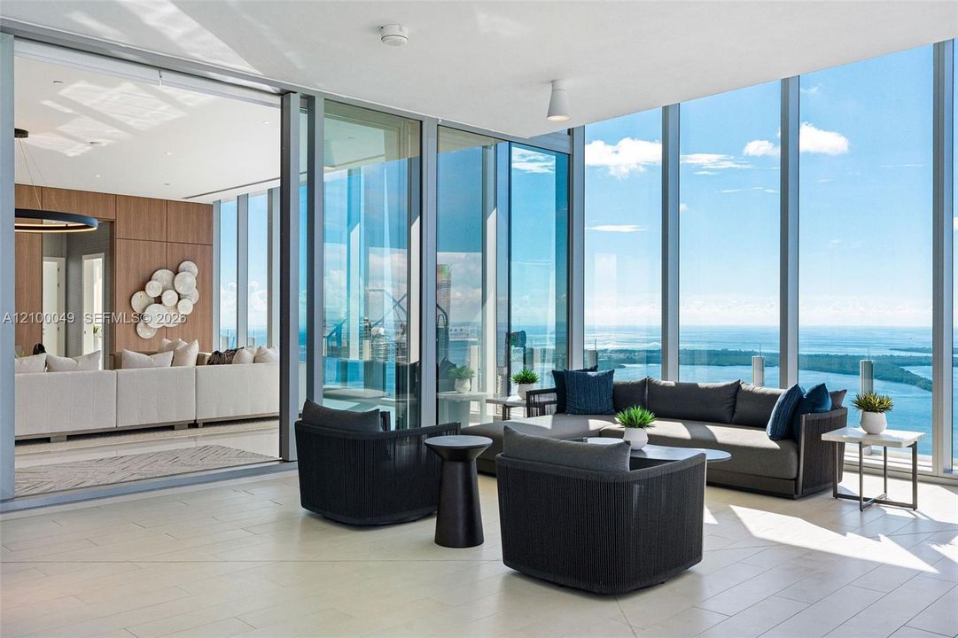 For Sale: $21,900,000 (6 beds, 6 baths, 9089 Square Feet)