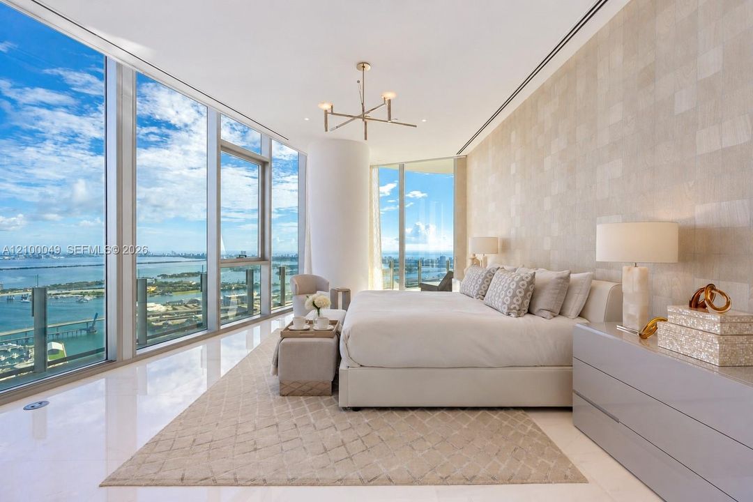 For Sale: $21,900,000 (6 beds, 6 baths, 9089 Square Feet)