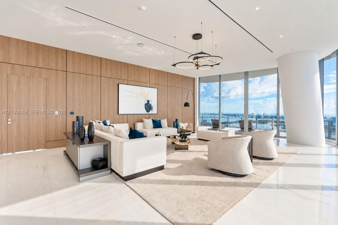 For Sale: $21,900,000 (6 beds, 6 baths, 9089 Square Feet)