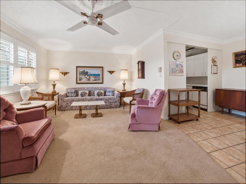 06-Livingroom-B