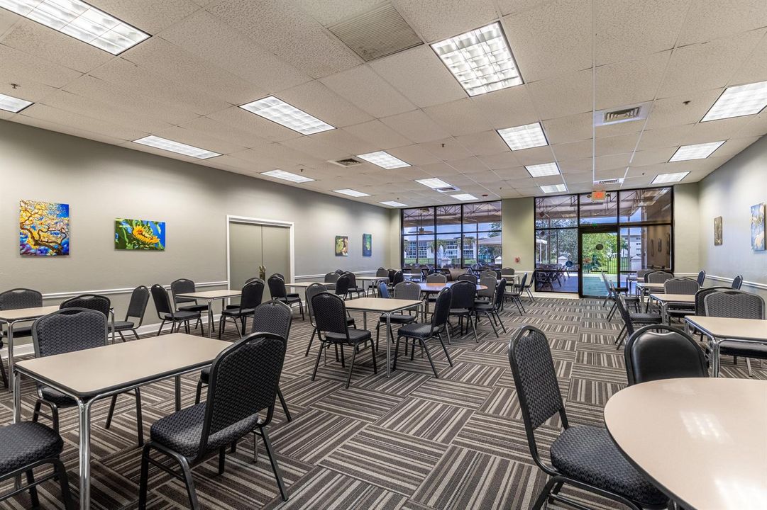 56-Copy of Clubhouse-MeetingRoom