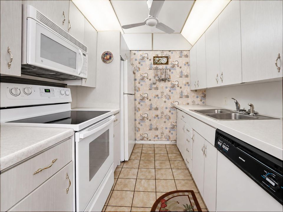 03-Kitchen