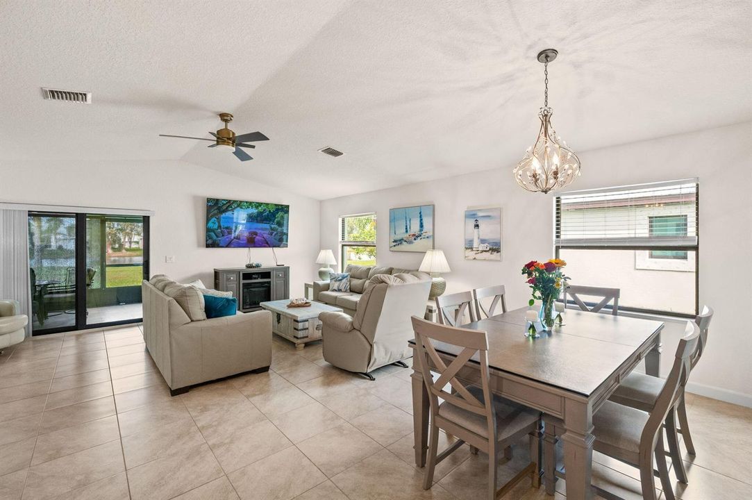 15-web-or-mls-7 Mediterranean Blvd E - 1