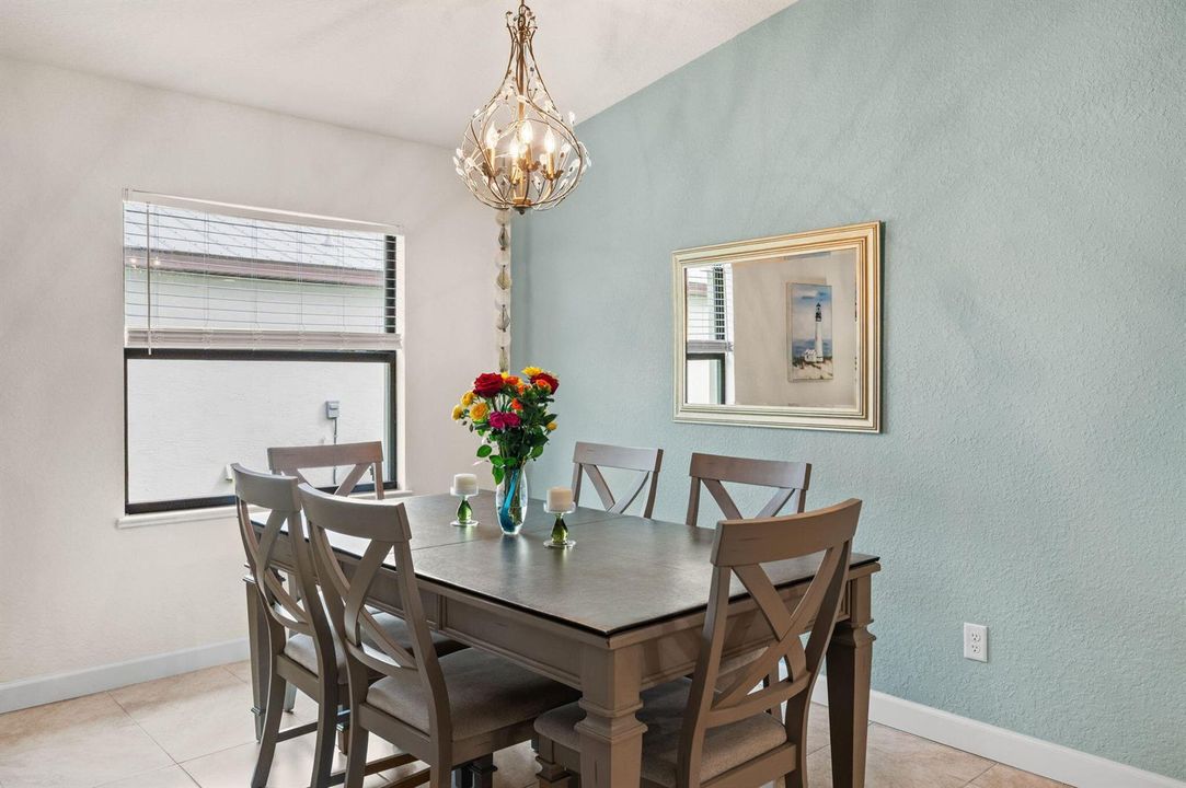 14-web-or-mls-7 Mediterranean Blvd E - 1