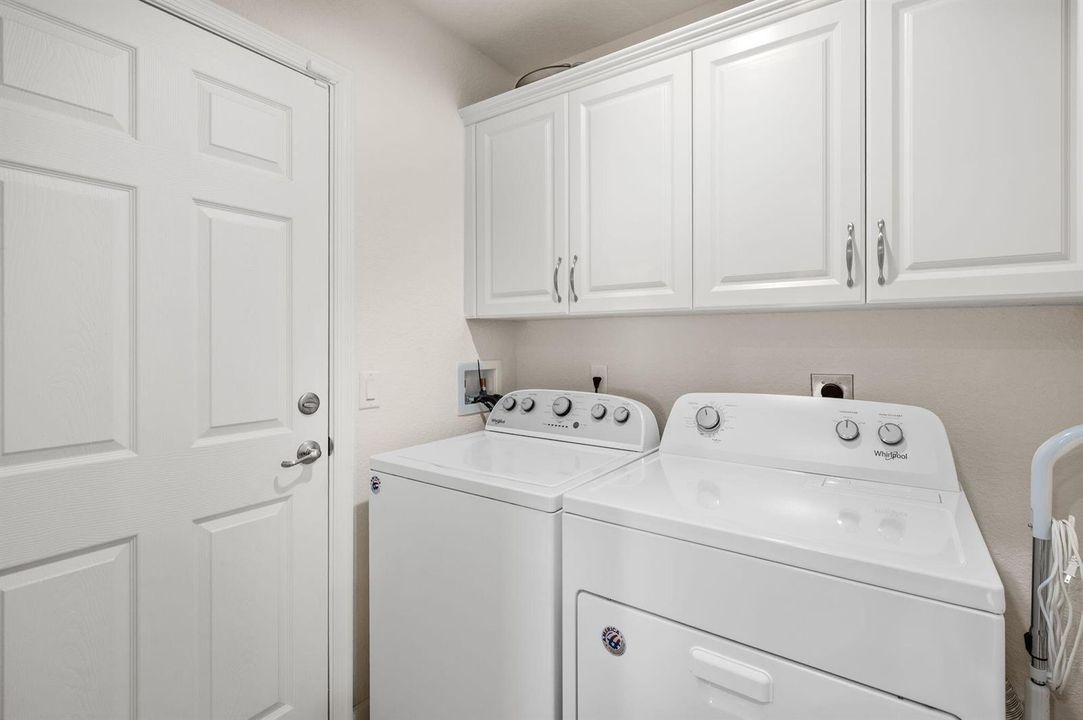 12-web-or-mls-7 Mediterranean Blvd E - 1