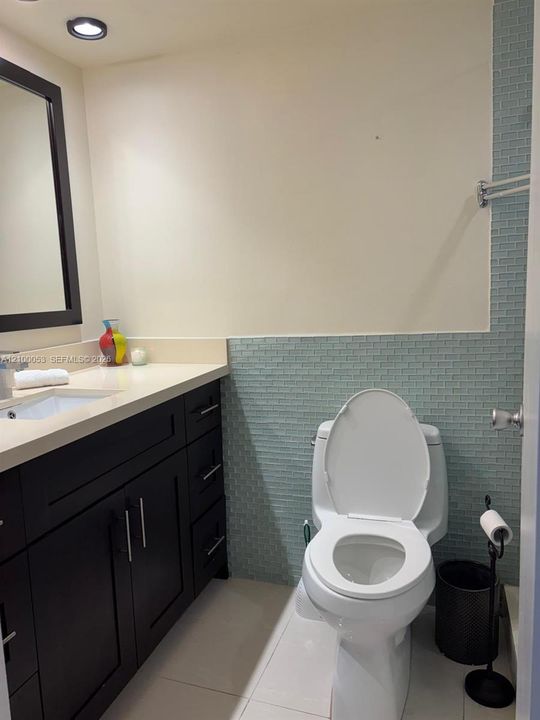 В аренду: $2,800 (0 спален, 1 ванн, 550 Квадратных фут)