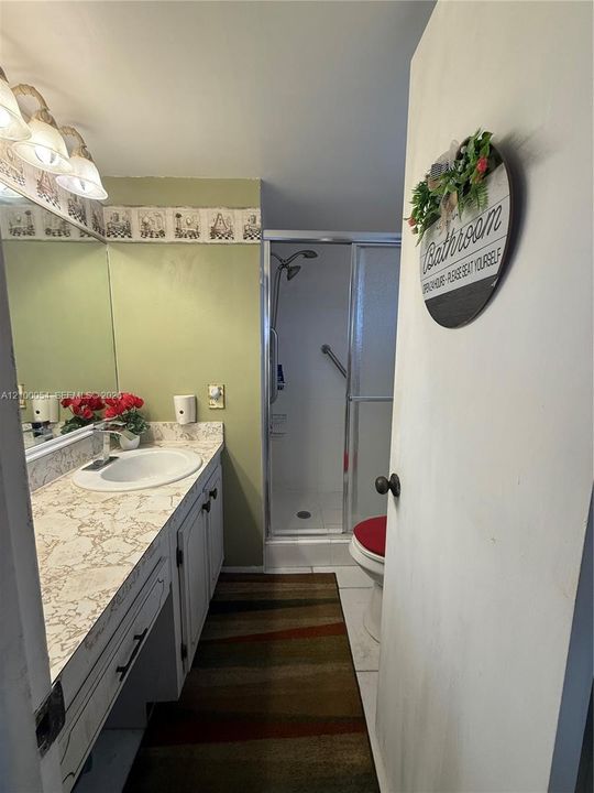 For Sale: $109,999 (1 beds, 1 baths, 620 Square Feet)
