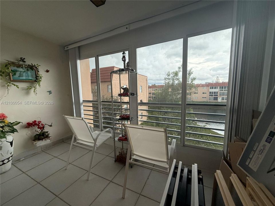 For Sale: $109,999 (1 beds, 1 baths, 620 Square Feet)