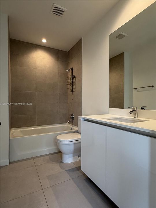 En Venta: $1,399,000 (4 camas, 4 baños, 2024 Pies cuadrados)