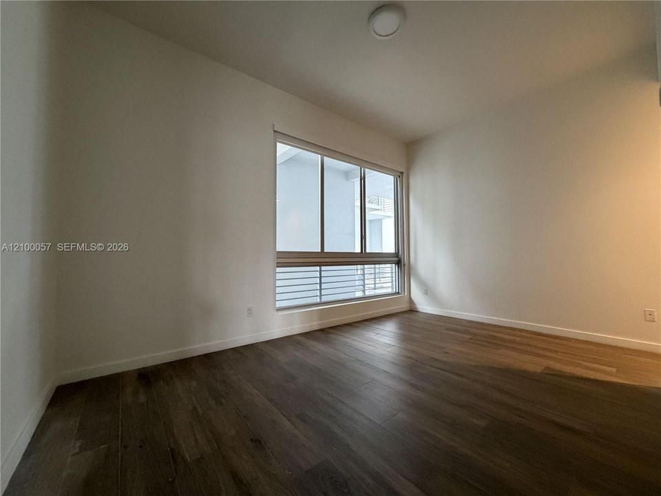 En Venta: $1,399,000 (4 camas, 4 baños, 2024 Pies cuadrados)